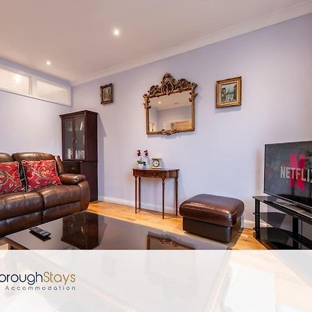 The Loft Apartment Скарборо Екстер'єр фото