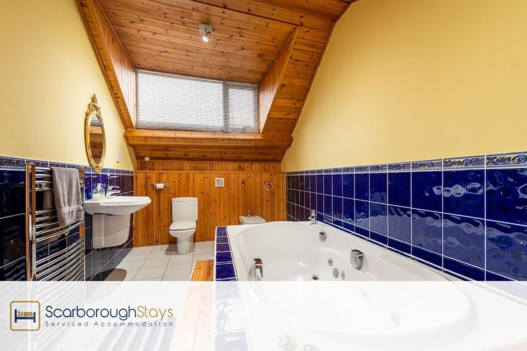 The Loft Apartment Скарборо Екстер'єр фото
